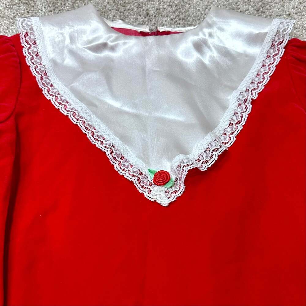 Vintage Girls Red Velvet Dress with White Lace Collar, Sz 6X - Picture 2 of 8